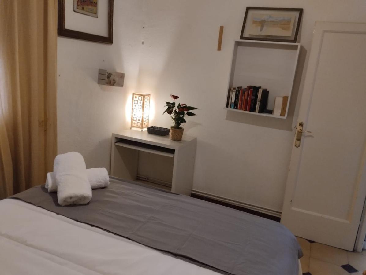 Appartamento Gaudi 51 Barcellona Esterno foto